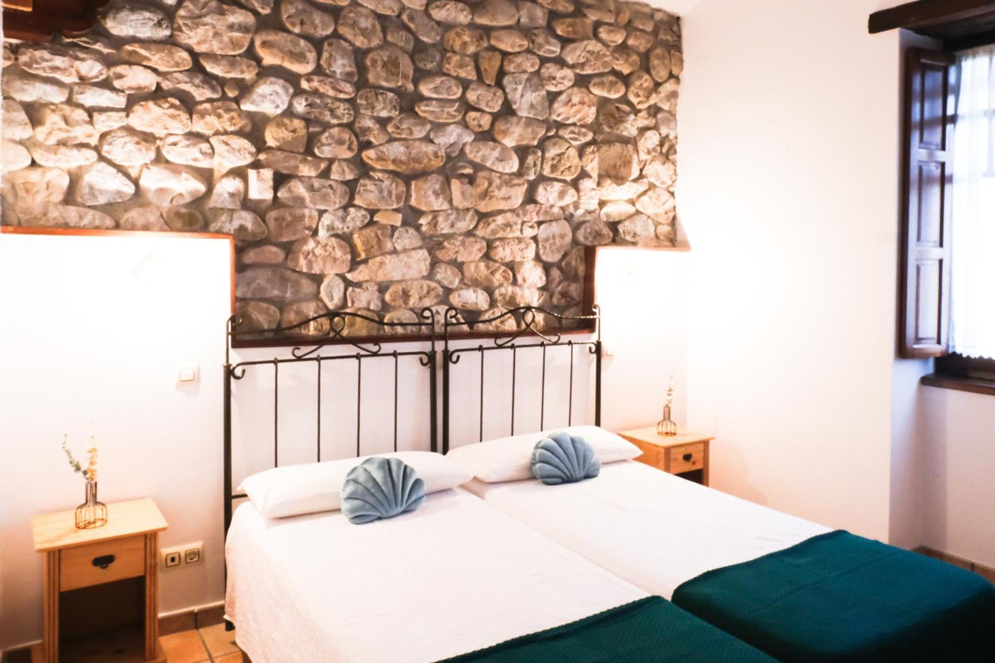 Posada La Estela De Barros Corrales De Buelna Εξωτερικό φωτογραφία