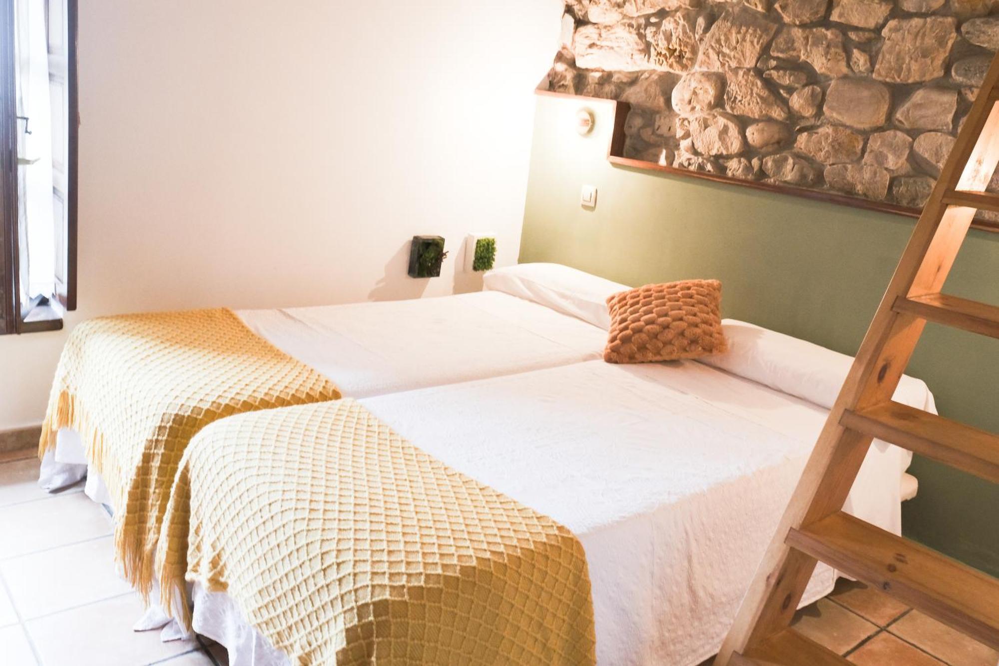 Posada La Estela De Barros Corrales De Buelna Εξωτερικό φωτογραφία