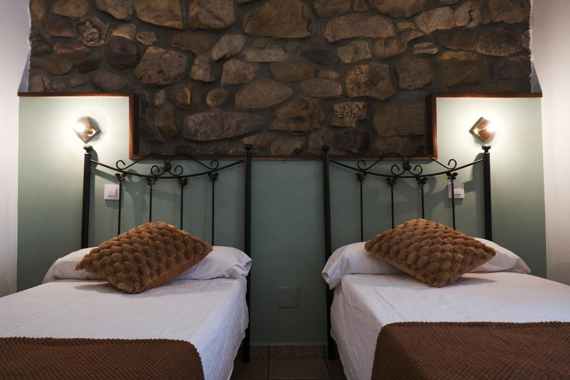 Posada La Estela De Barros Corrales De Buelna Εξωτερικό φωτογραφία