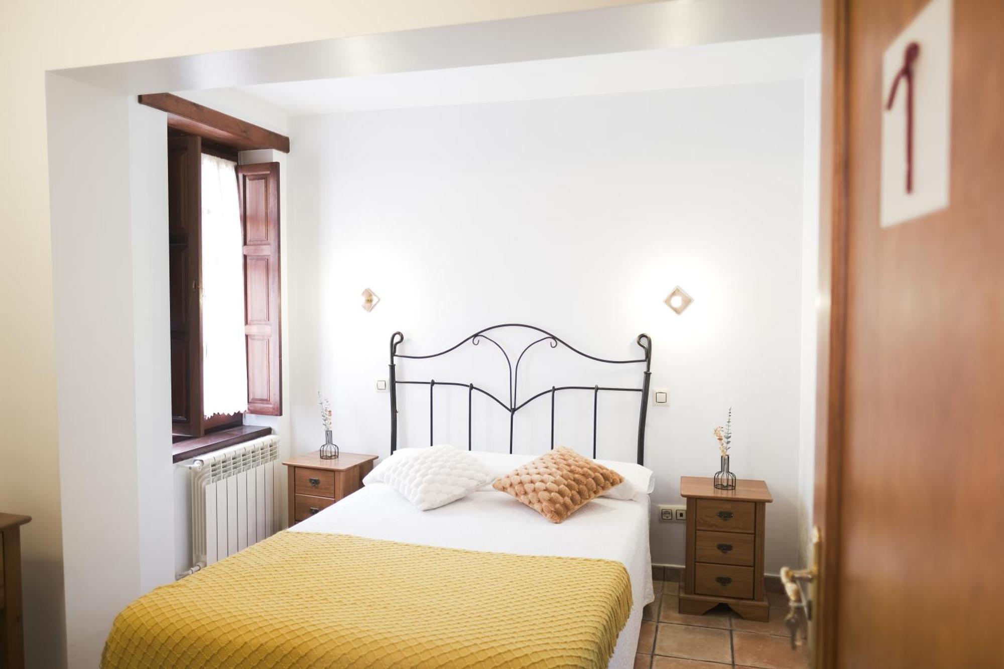 Posada La Estela De Barros Corrales De Buelna Εξωτερικό φωτογραφία